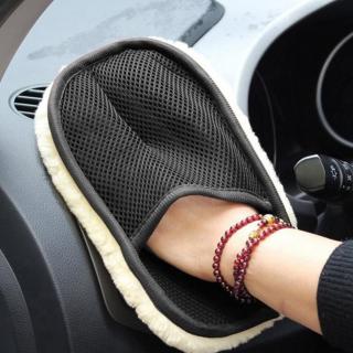 Mycí rukavice na auto