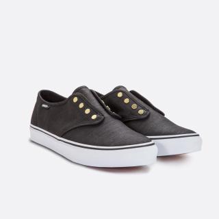 Dámské plátěné tenisky Vans WM Camden Stud Gore Textile Black and Gold v černé barvě VA34926F1 ve velikosti 36