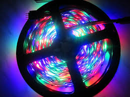 Extreme 70-784 60/m SMD 5050 universal RGB 5m COLOR (LED pásik 5m SADA s ovládačom a trafom do siete na 230V - vode odolný)
