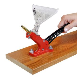 Stolný zápalkovač Lee Precision Auto Bench Prime