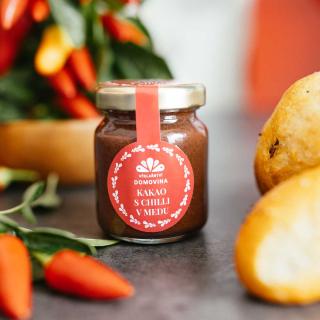 Včelařství Domovina Kakao s chilli v mede Hmotnost: 75 g