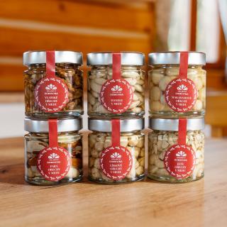 Včelařství Domovina Orechové mámenie 6x230 g orechy v mede lískače, para, kešu, vlašiaky, mandle, makadam