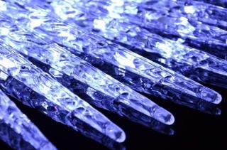 LED kvapkajúce cencúle 8ks, 28cm, rôzne farby na výber Farba: Studená biela