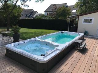 Swim Spa-081: Vstavaný Bazén do Zeme - Perfektné Plavecké Zážitky a Spa Komfort