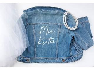 Nažehľovací nápis "Mrs." - s menom na mieru Biely nápis
