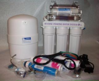 AquaClear RO6 + UV lampa (Kuchynský filter s RO + mineralizátor + UV lampa pre vodu zo studne)
