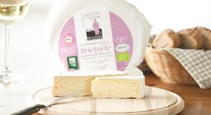 Syr Camembert cca 180g BIO ST.LEONHARDT na váhu